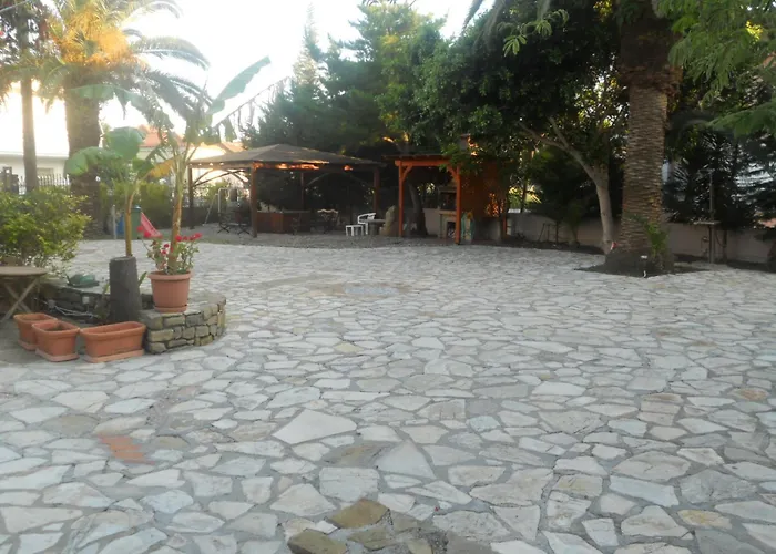 Assimakis Hotel